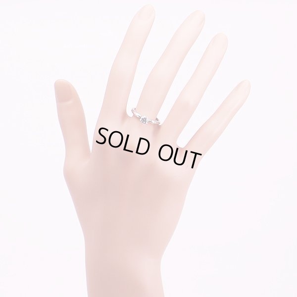 モニッケンダム　PT1000 ダイアイリリング 0.438ct 3.50g　装着イメージ