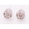 K18WG ダイアイリピアス 0.25ct*2 0.90g　拡大