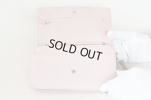 シャネル　チェーンウォレット　A48654　ピンク／SIV金具　開けたイメージ