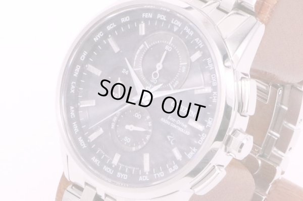 シチズン　AT8110-53　電波エコドライブ　海外モデル　黒文字盤　サイド拡大