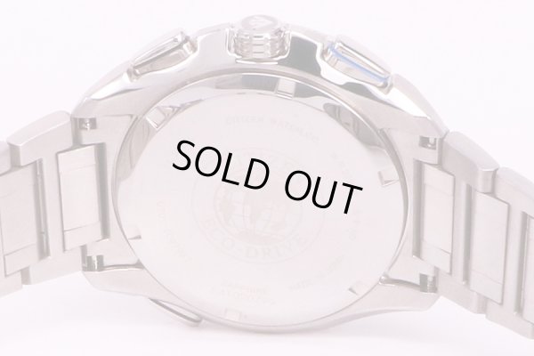 シチズン　JW0121-54E　エコドライブ　デジアナ　黒文字盤　一部水色　裏面拡大