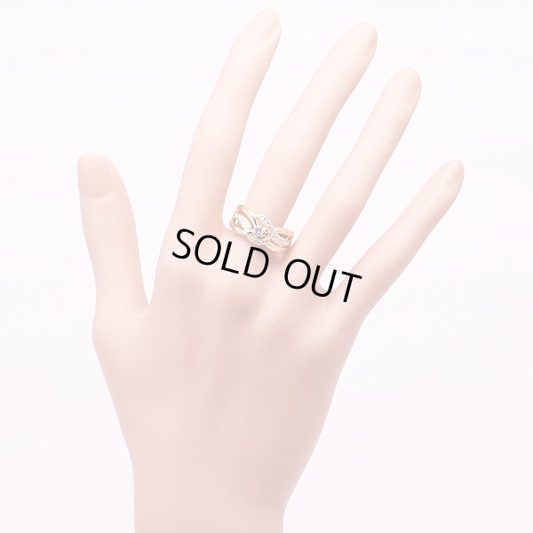 タサキ　K18 ダイアイリリング 0.30ct 6.30g　装着イメージ