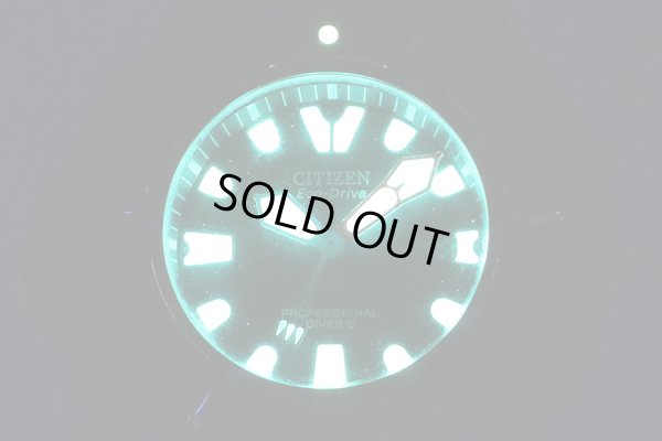 シチズン　プロフェッショナル　ダイバーズ 300m　B873-S057892　黒文字盤　ライト暗闇