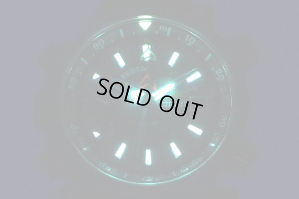 シチズン　アルティクロン　BN4021-02E　黒文字盤　ライト暗闇