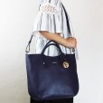 フルラ　ALISSA 2WAYショルダーバック 747263 ネイビー／NOT　掛けたイメージ