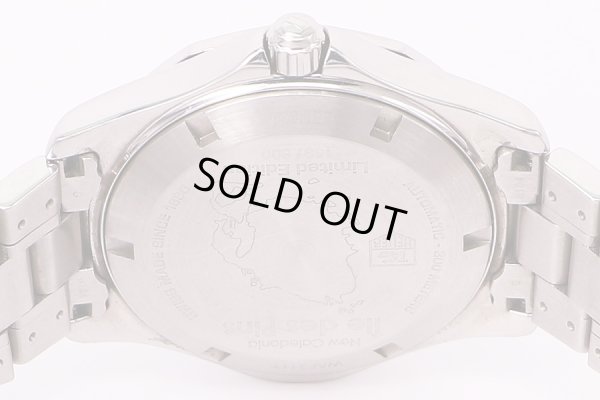 タグホイヤー　アクアレーサー　WAF211T　青文字盤　イルデパン限定　裏面拡大