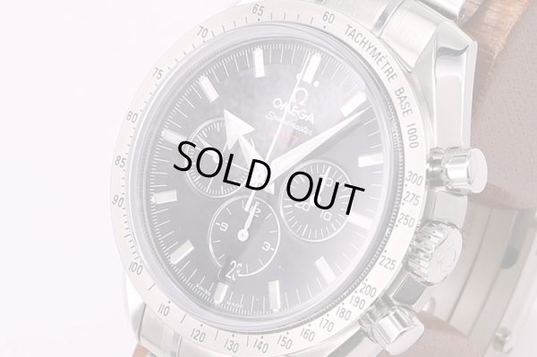 オメガ　スピードマスター　ブロードアロー　1957　321.10.42　黒文字盤　サイド拡大