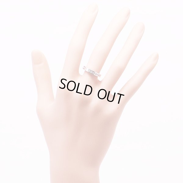 K18WG ダイアイリリング 0.50ct 3.00g　装着イメージ