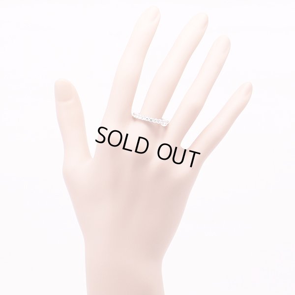 PT900 ダイアイリリング 1.00ct 5.50g　装着イメージ