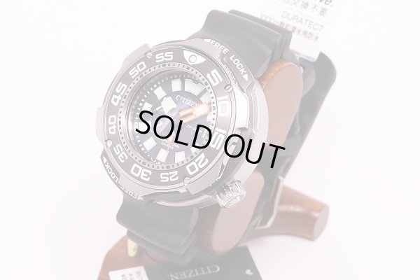 シチズン　プロマスター　プロダイバ－1000　BN7020-09E　黒文字盤　サイド