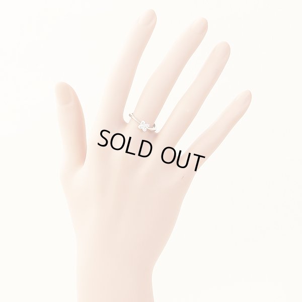 ロイヤル・アッシャー　PT900 ダイアイリリング 0.16ct 3.30g　装着イメージ