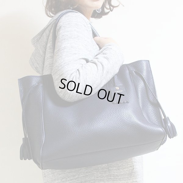 ロンシャン ペネロペ トートバック L1297843606 ミッドナイトブルー 掛けたイメージ