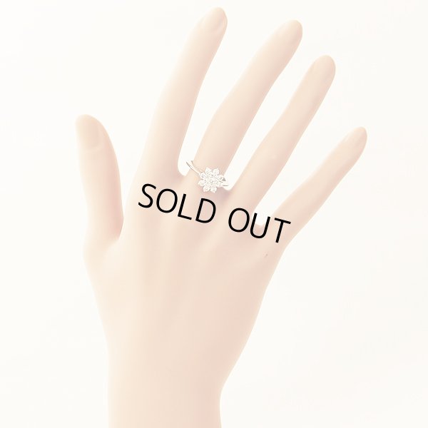 ティファニー　PT950 ダイアイリフラワーリング 4.50g　装着イメージ