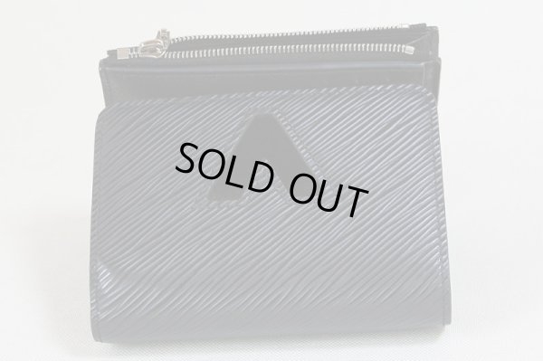 ルイ・ヴィトン　ポルトフォイユ・ツイストコンパクト M64414 ノワール　空けたイメージ