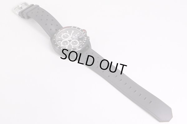 タグホイヤー　フォーミュラー1　キャリバー16　CAZ2011-0　黒文字盤　ラバーベルト状態　表