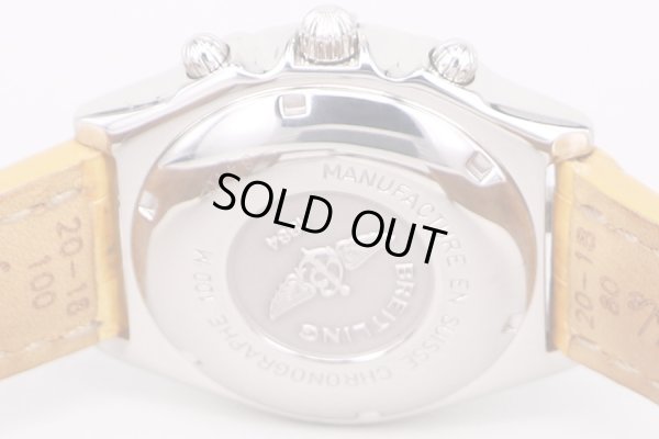 ブライトリング　クロノマット　A13050　銀文字盤　黒インダイアル　裏面拡大