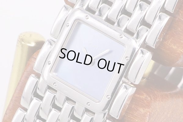 カルティエ　リュバン　青シェル文字盤　サイド拡大