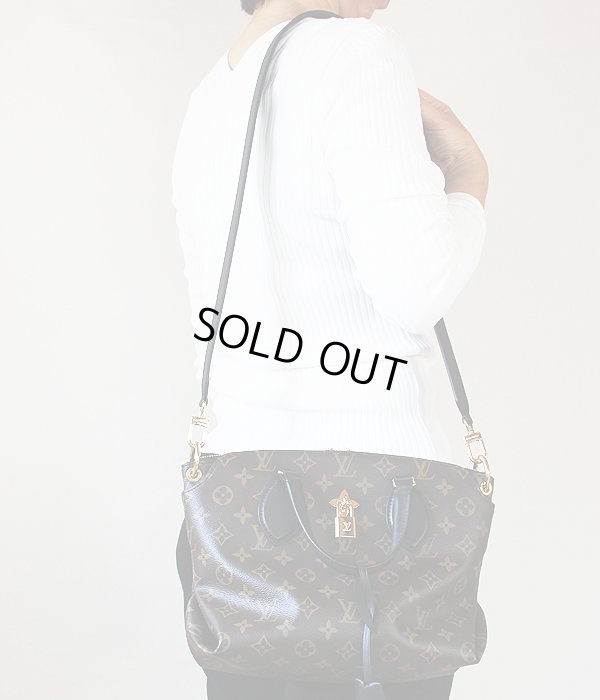 ルイ・ヴィトン　フラワージップトートPM M44351　ノワール　装着イメージ