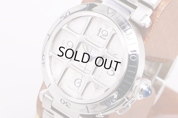 カルティエ　パシャ３８　フラットグリッド　白文字盤　サイド拡大