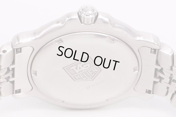 タグホイヤー　6000　WH1111　白文字盤　裏面拡大