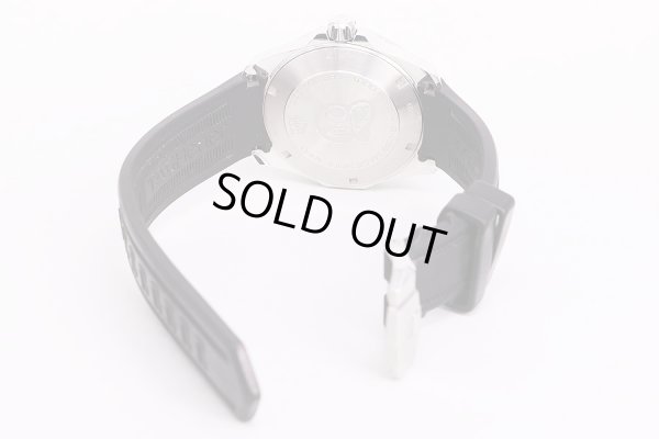 アカウレーサー　ＷＡＹ１１１Ａ　黒文字盤　ラバーベルト