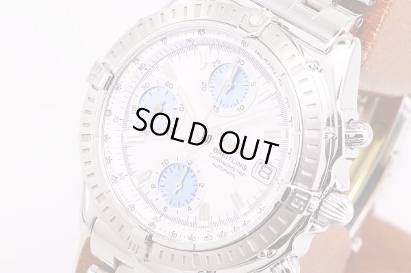 ブライトリング　クロノマット　A13352　日本限定　白／青シェル文字盤　サイド拡大