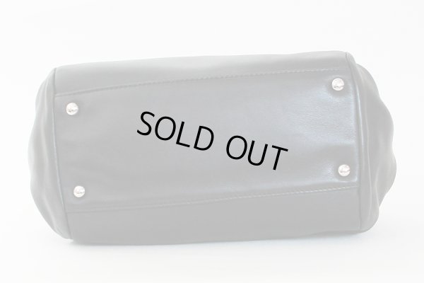 シャネル　ショルダーバッグ　黒　SIV金具　底