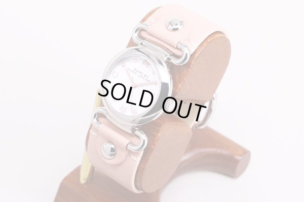 マークバイマークジェイコブ　MBM1305　白文字盤　サイド