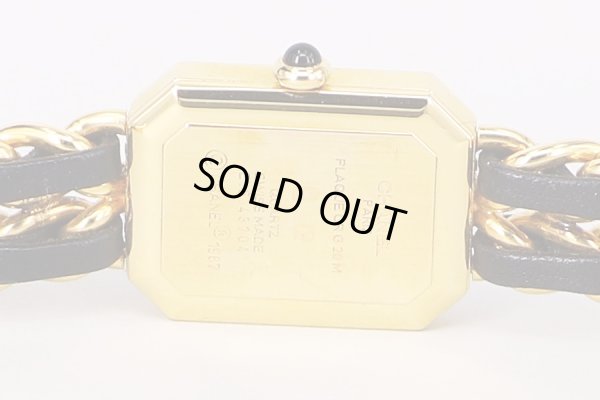 シャネル　プルミエール　Ｍ　黒文字盤　裏面拡大