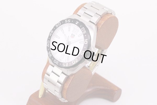 タグホイヤー　フォーミュラー１　WAZ1111　白文字盤　サイド