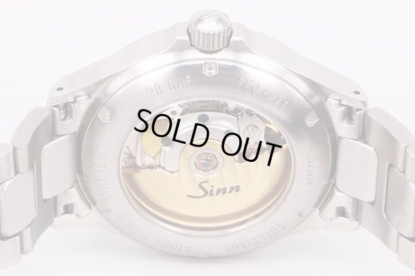 ジン　556A　黒文字盤　裏面拡大