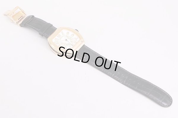 サマンサキング　トノー　白文字盤　革ベルト状態　表面