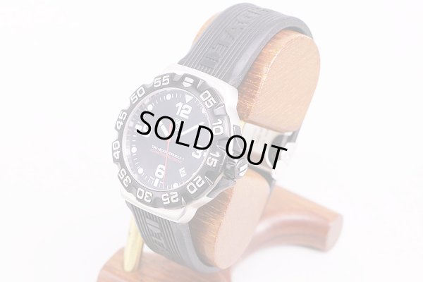 タグホイヤー　フォーミュラー1　WAH1110-0　黒文字盤　サイド