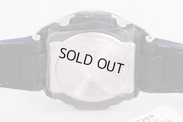 カシオ　Ｇショック　GST-W330　5580　黒文字盤　裏面拡大