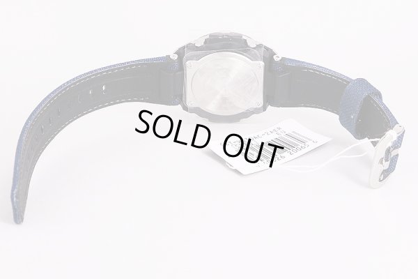 カシオ　Ｇショック　GST-W330　5580　黒文字盤　デニムベルト