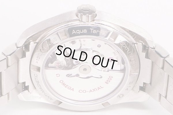 オメガ　シーマスター　アクアテラCOX　231.10.30　黒文字盤　裏面拡大