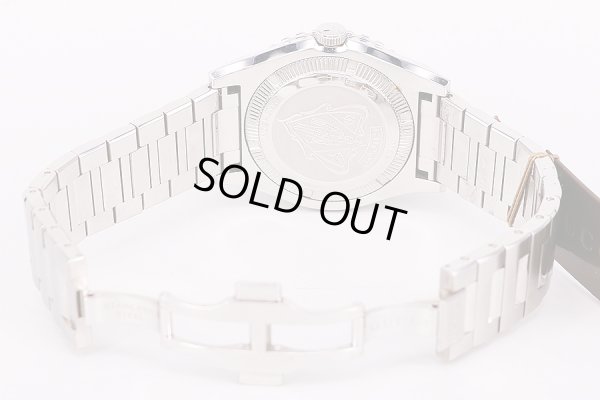 グッチ　パンテオン　ダイバー　赤文字盤　ブレス