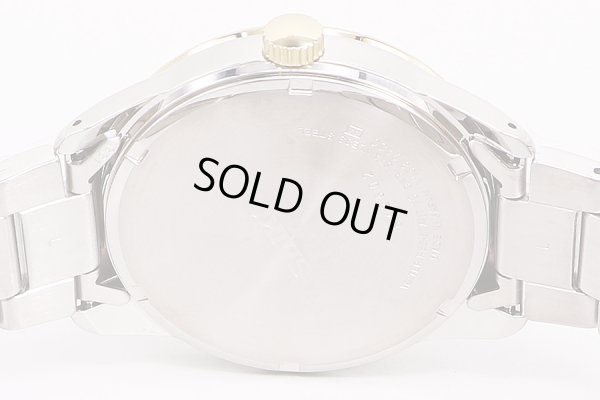 セイコー　ソーラー　ＳＮＥ３６４Ｊ１　白文字盤　裏面拡大