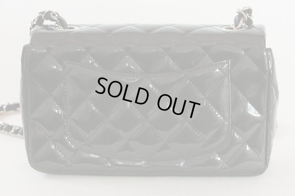 シャネル　ショルダーバック　ミニマトラッセ　（ブラック）　裏面