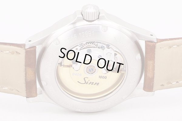 ジン　５５６ＪＵＢ　グレー文字盤　５５周年限定　裏面拡大