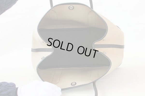 エルメス ガーデンパーティPM トレンチ 中身