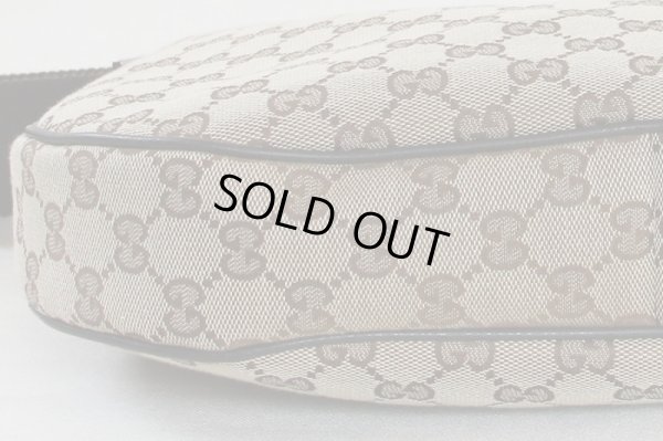 グッチ　GGキャンバス ショルダーバック　122790 001998 ベージュ／ブラウン　底拡大