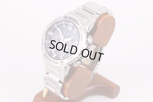 カシオ　Ｇショック ＧＳＴ－Ｂ２００Ｄ ５６０８ ブルートゥース 黒文字盤　サイド