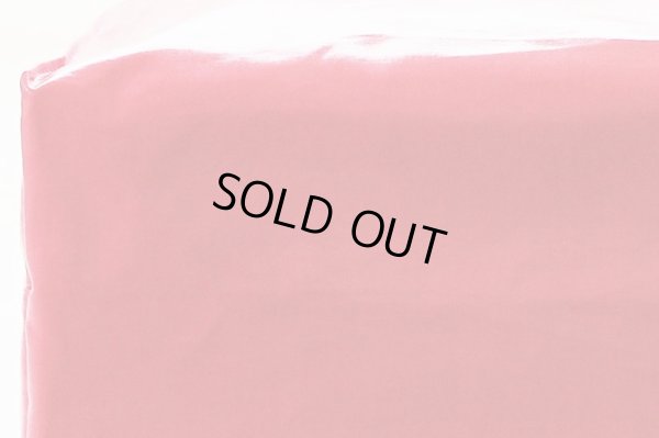 グッチ ミディアム トートバック 575140 560440 ピンク 底拡大