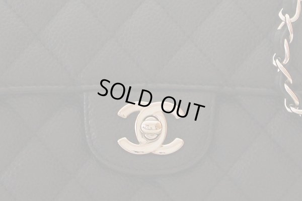 シャネル　チェーンショルダーバック ブラック／SIV金具　表面拡大