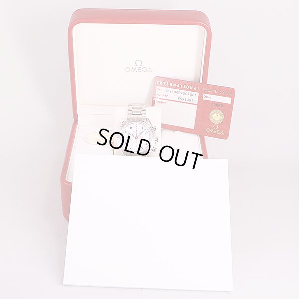 オメガ　スピードマスターデイト　３２３．１０．４０　白文字盤　オリンピック限定　箱・保証書