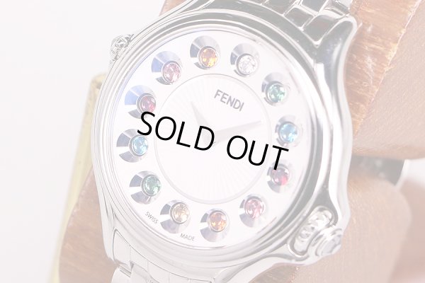 フェンディ　クレイジーカラット　００２－１０５００Ｌ　白文字盤　サイド拡大(1)