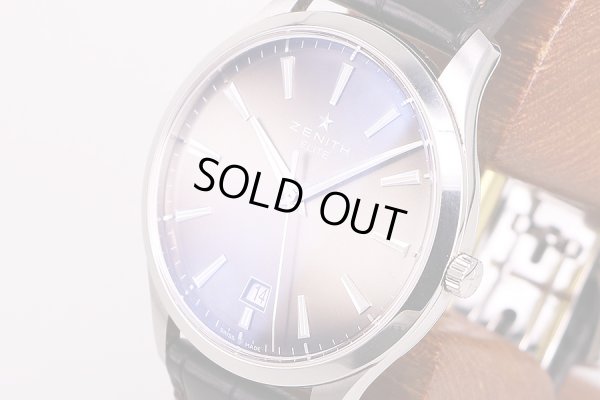 ゼニス　エリート　キャプテン　０３．２０２０．６７０　グレー文字盤　サイド拡大