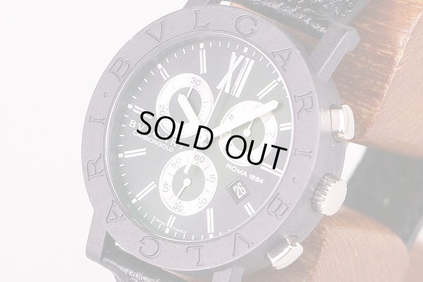 ブルガリ　カーボンゴールド　ＢＢ３８ＣＬＣＨ　黒文字盤　サイド拡大