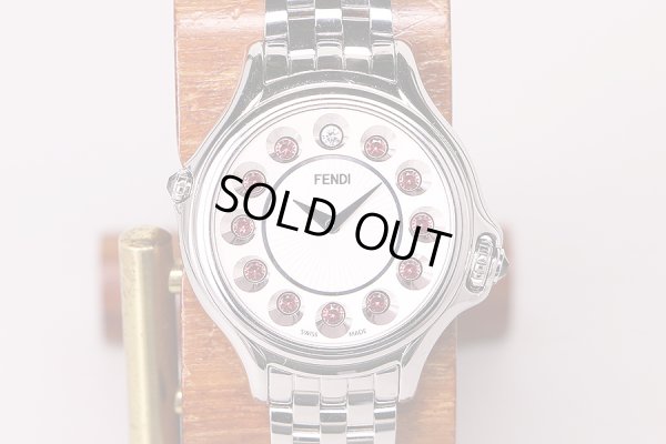 フェンディ　クレイジーカラット　００２－１０５００Ｌ　白文字盤　表面(2)